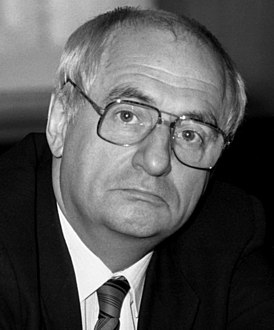 Марк Анатольевич Захаров