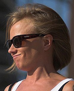 Елена Перова