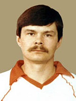 Юрий Колесников