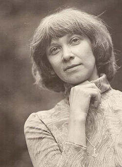 Елена Маркова