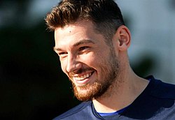 Денис Бойко