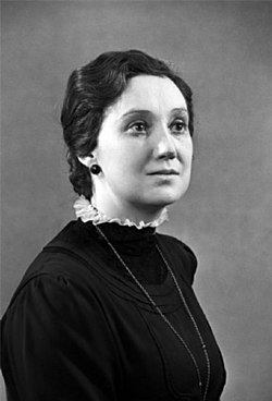 Кира Головко